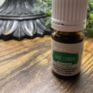 NEW JADE LEMON Young Living 5ml essential oil.